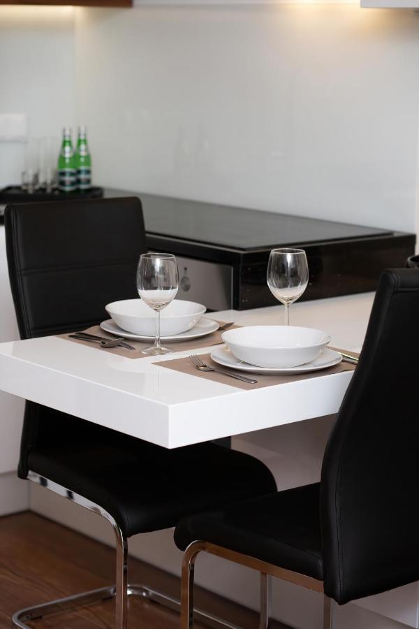 Royal City Center Mennica Residence By Noclegi Renters ワルシャワ エクステリア 写真