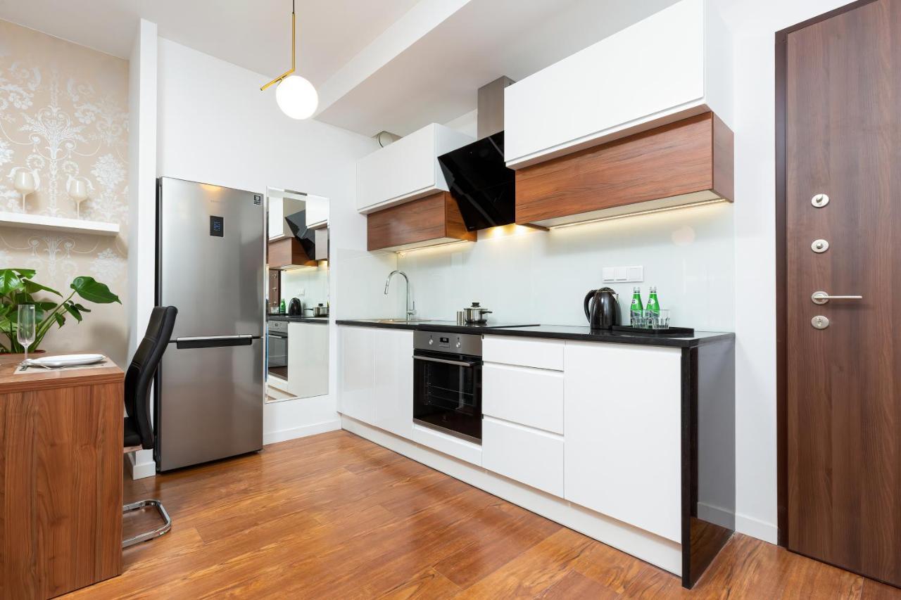 Royal City Center Mennica Residence By Noclegi Renters ワルシャワ エクステリア 写真